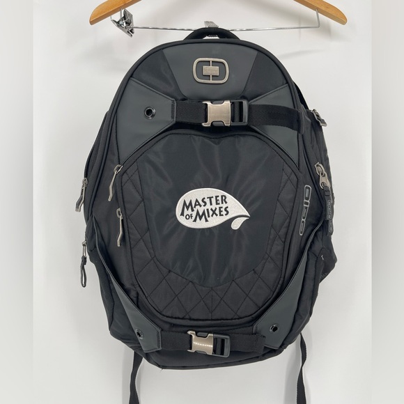 Ogio Squadron Laptop Backpack Padded Adjustable Black Logo / Master of Mixes - Picture 1 of 7